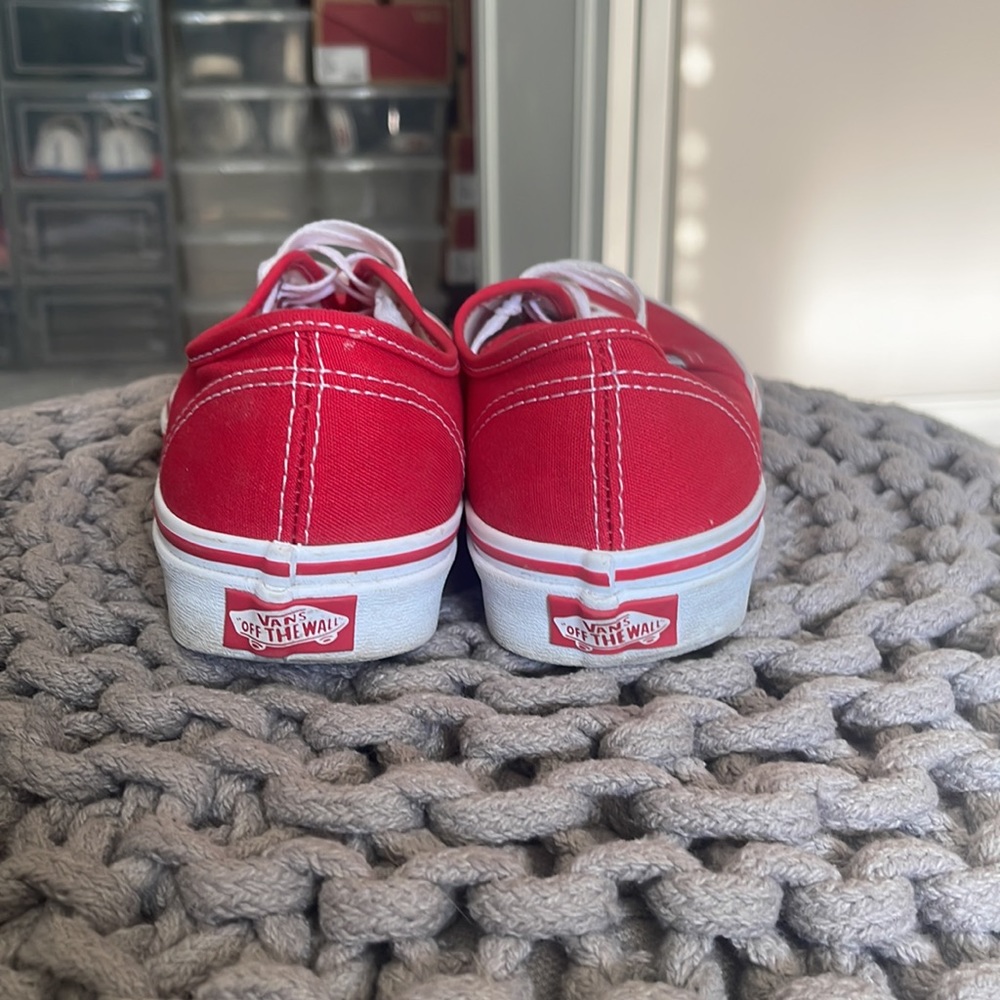 Vans - Picture 4 of 5